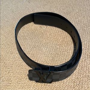 Louis Vuitton belt